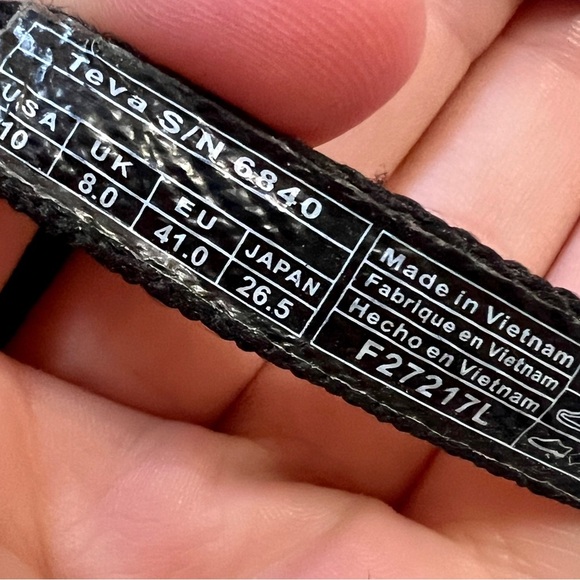 TEVA Olowahu Felicitas TEVA Olowahu Felicitas Strappy Flip Flop Sandal - Size 10 - Picture 9 of 10